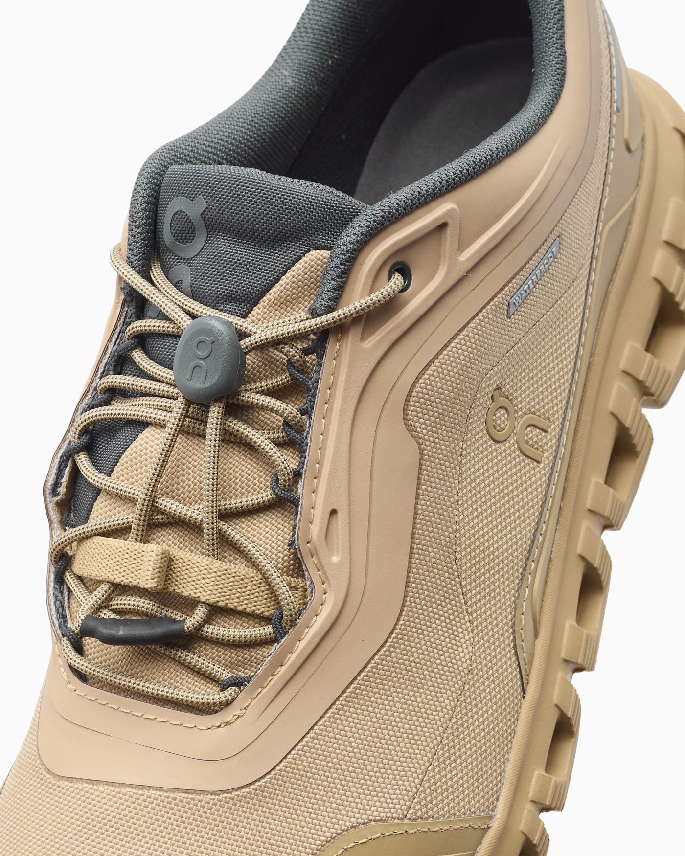 On Running Cloud 6 Geo Waterproof Chai