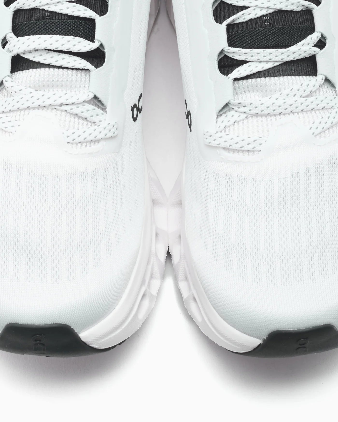 On Running Cloudmonster 3 White