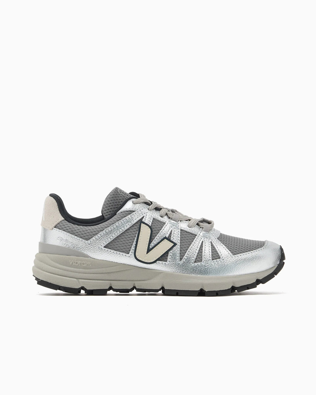 Veja Salar Vibram
