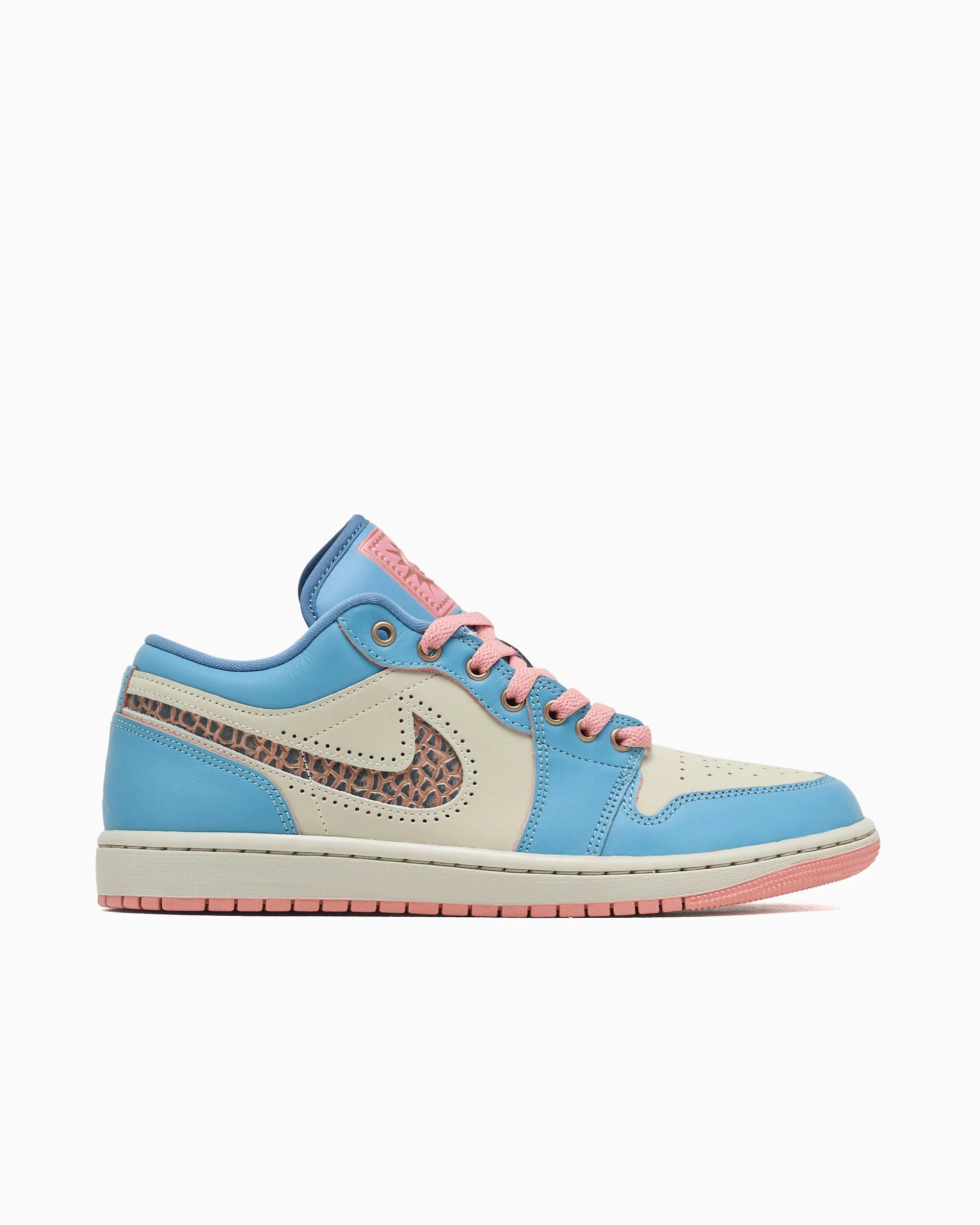 Air Jordan 1 Low Somos Eternos