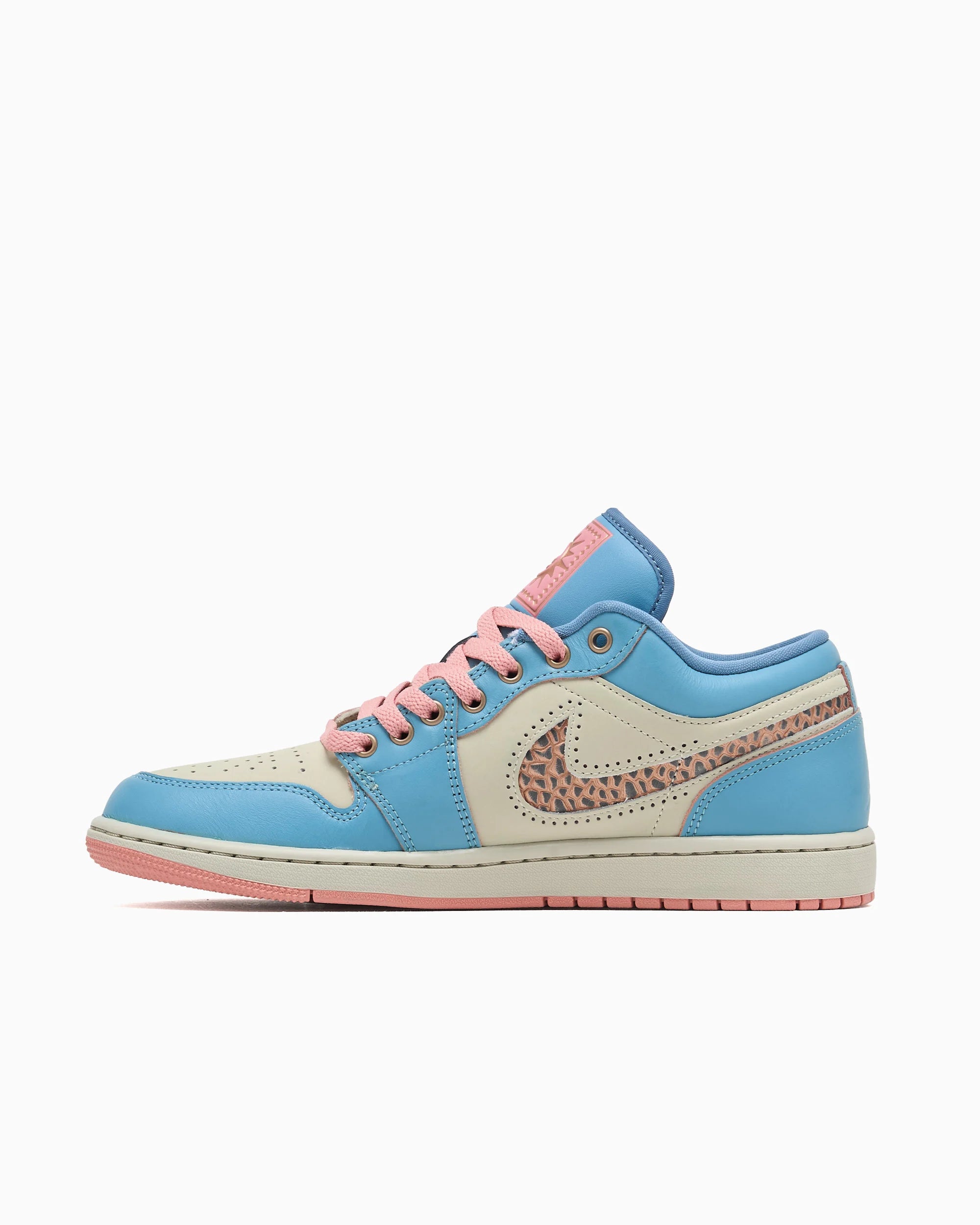 Air Jordan 1 Low Somos Eternos