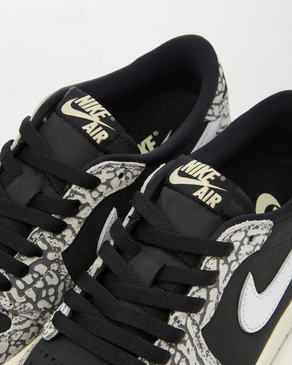 Air Jordan 1 Retro Low OG "Black Cement"