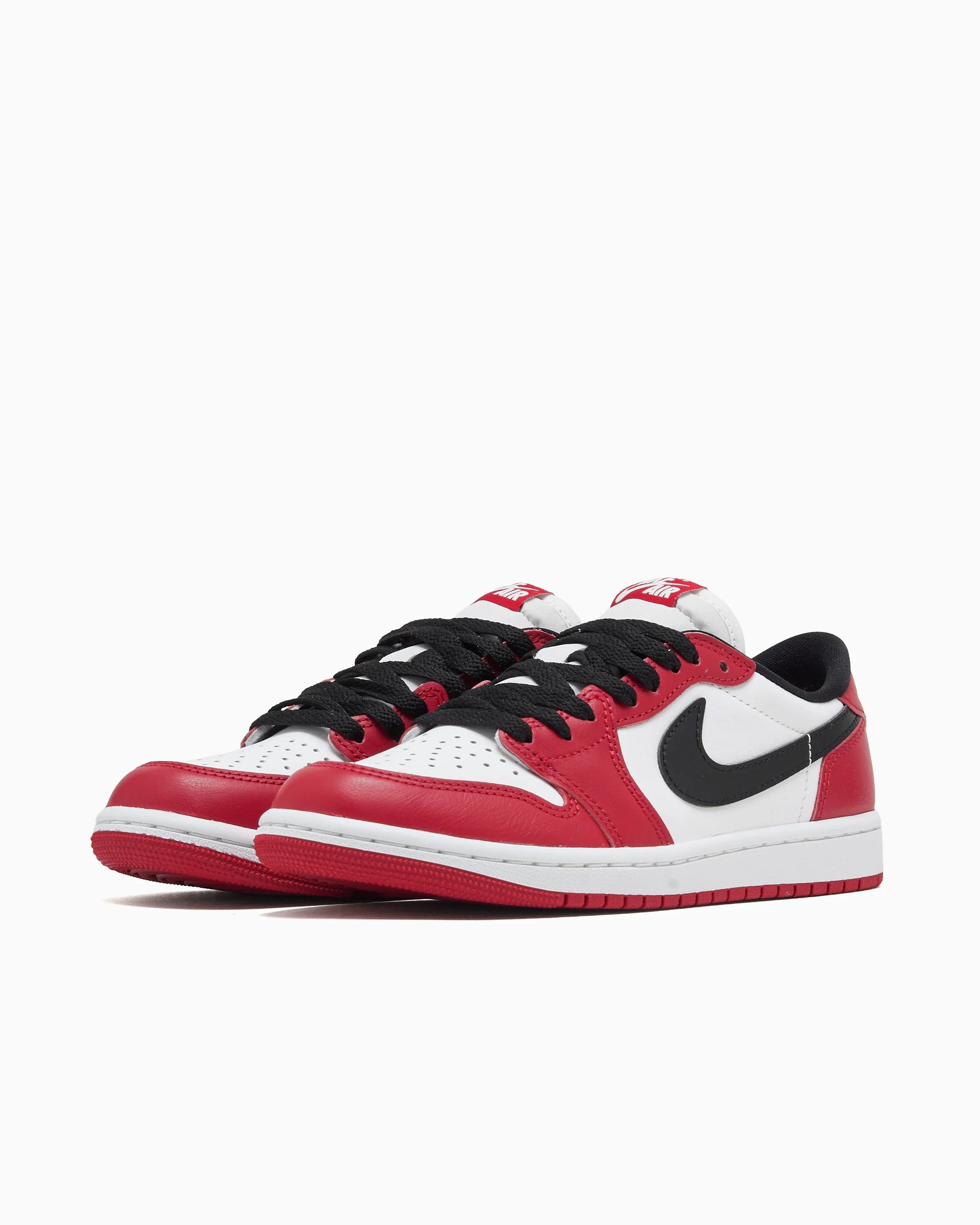 Air Jordan 1 Retro Low OG "Chicago 2025"