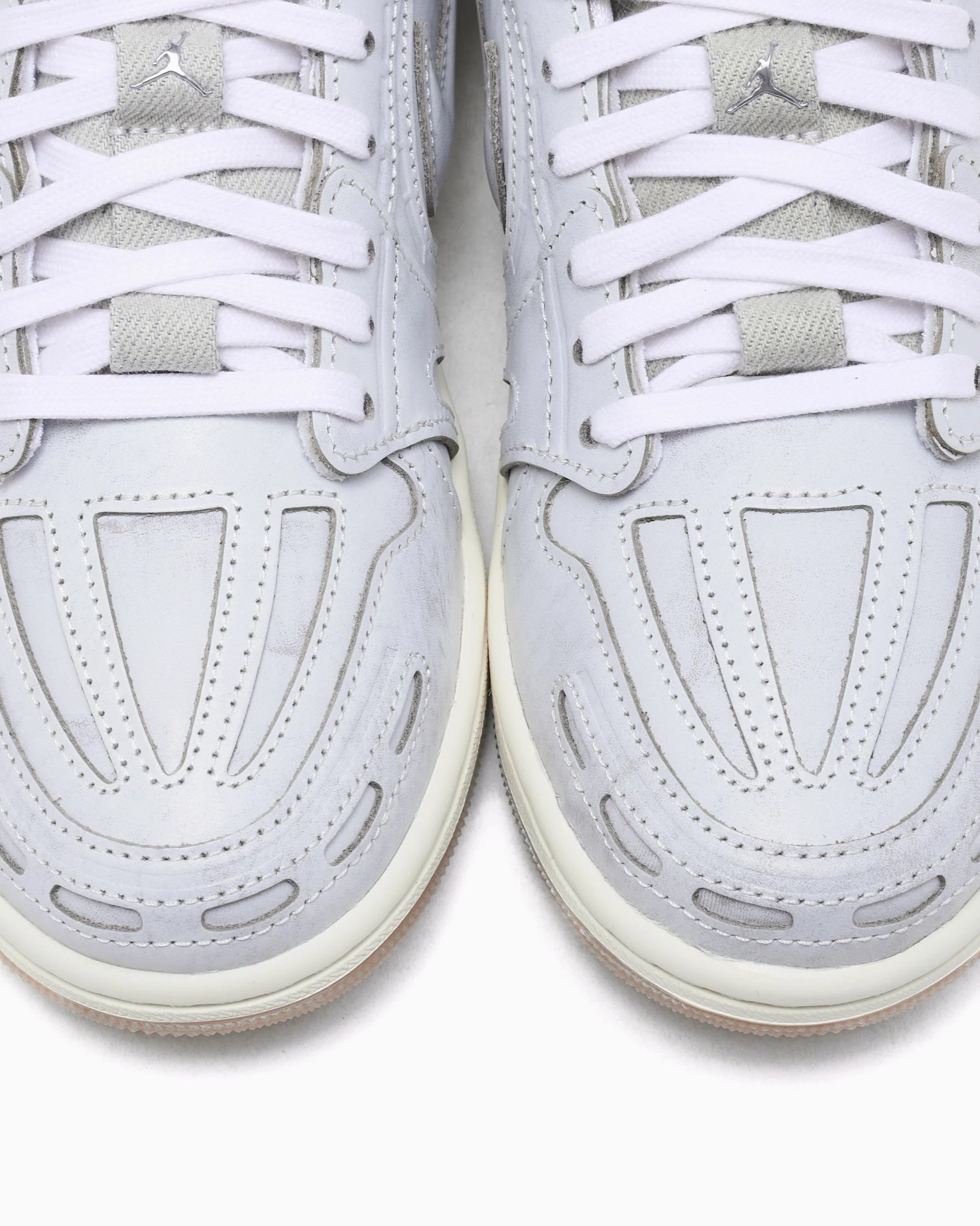 Air Jordan Women's 1 Low V3 "Method Of Make" Summit White Gum